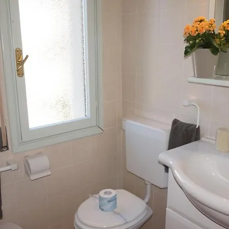 Apartment Comfortable Flat In A Small With Terrace
