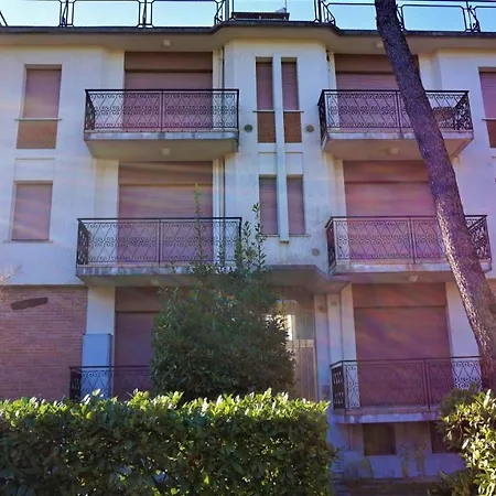 Apartment Comfortable Flat In A Small With Terrace